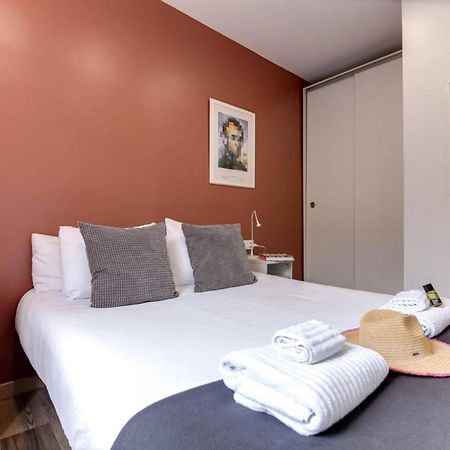 City&Beach Apartments 3 In City Center Барселона Екстериор снимка